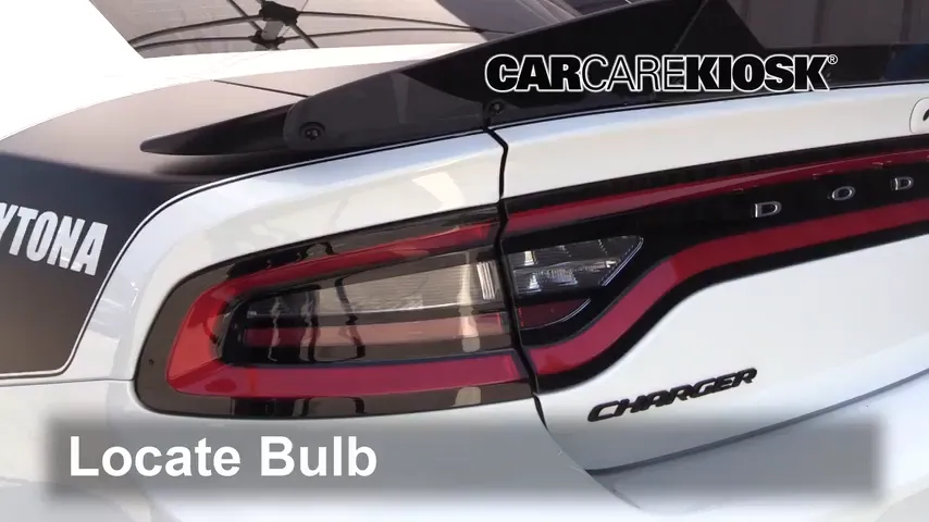 2017 Dodge Charger SRT 392 6.4L V8 Lights Tail Light (replace bulb)